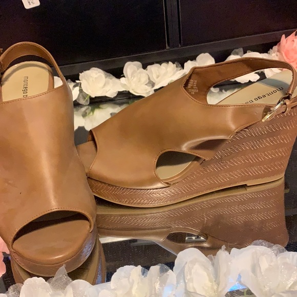 Wedges - Picture 1 of 1